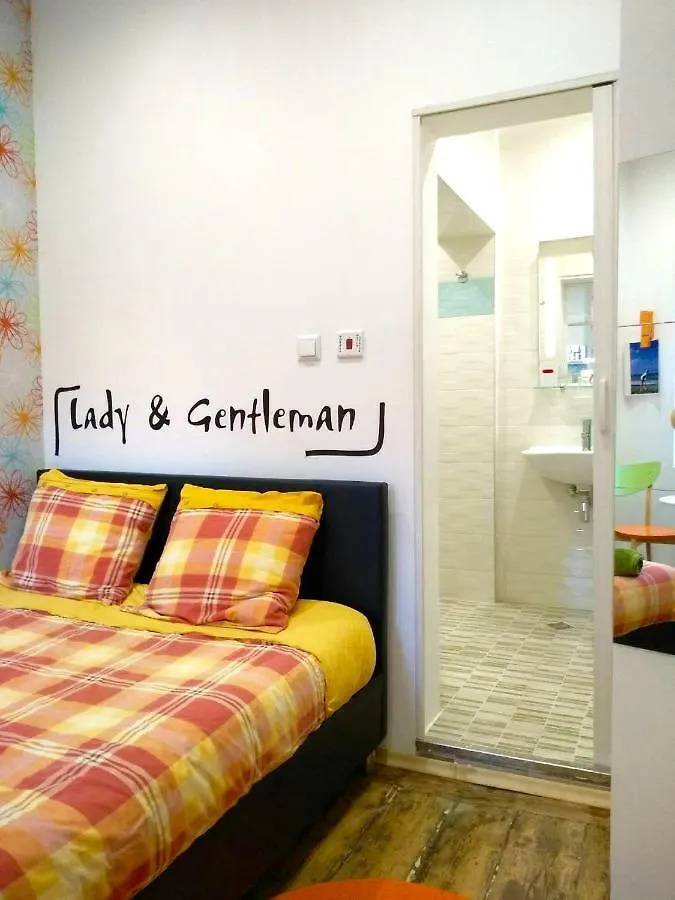 Group Family Top Center Lux Apart Apartamento Sofía 0*,